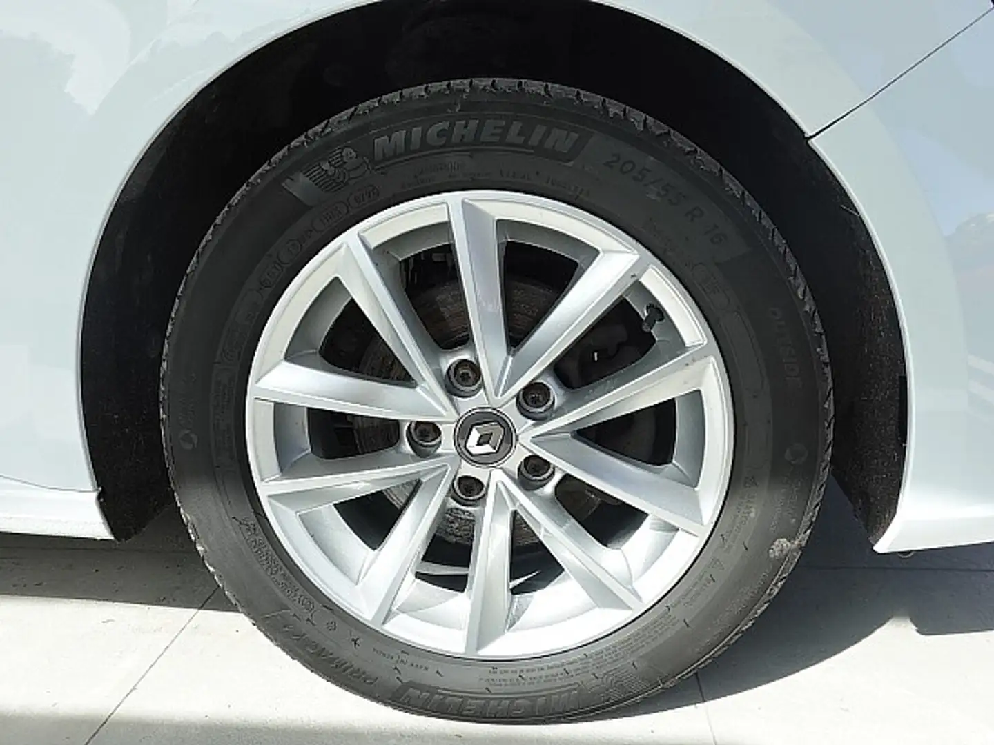 Vehicle image, number 7