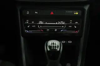 Vehicle image thumbnail, number 13