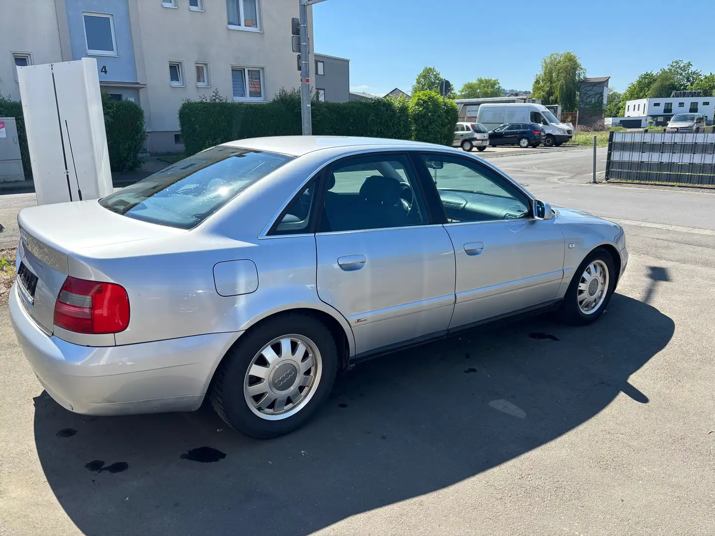Vehicle image, number 5