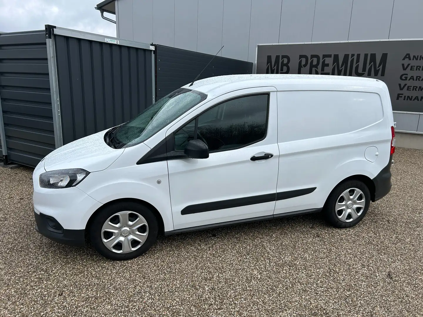 Vehicle image, number 7
