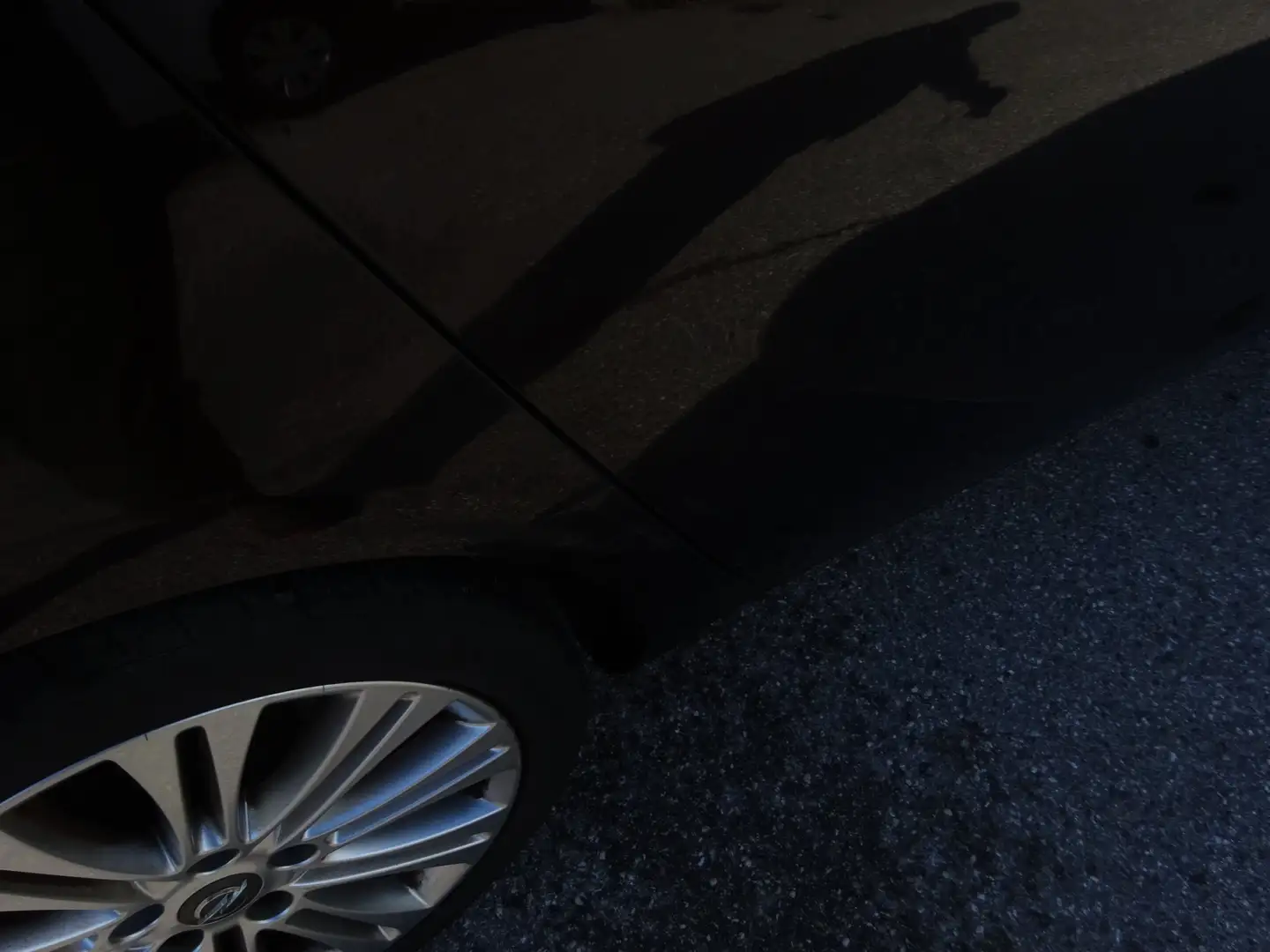 Vehicle image, number 13