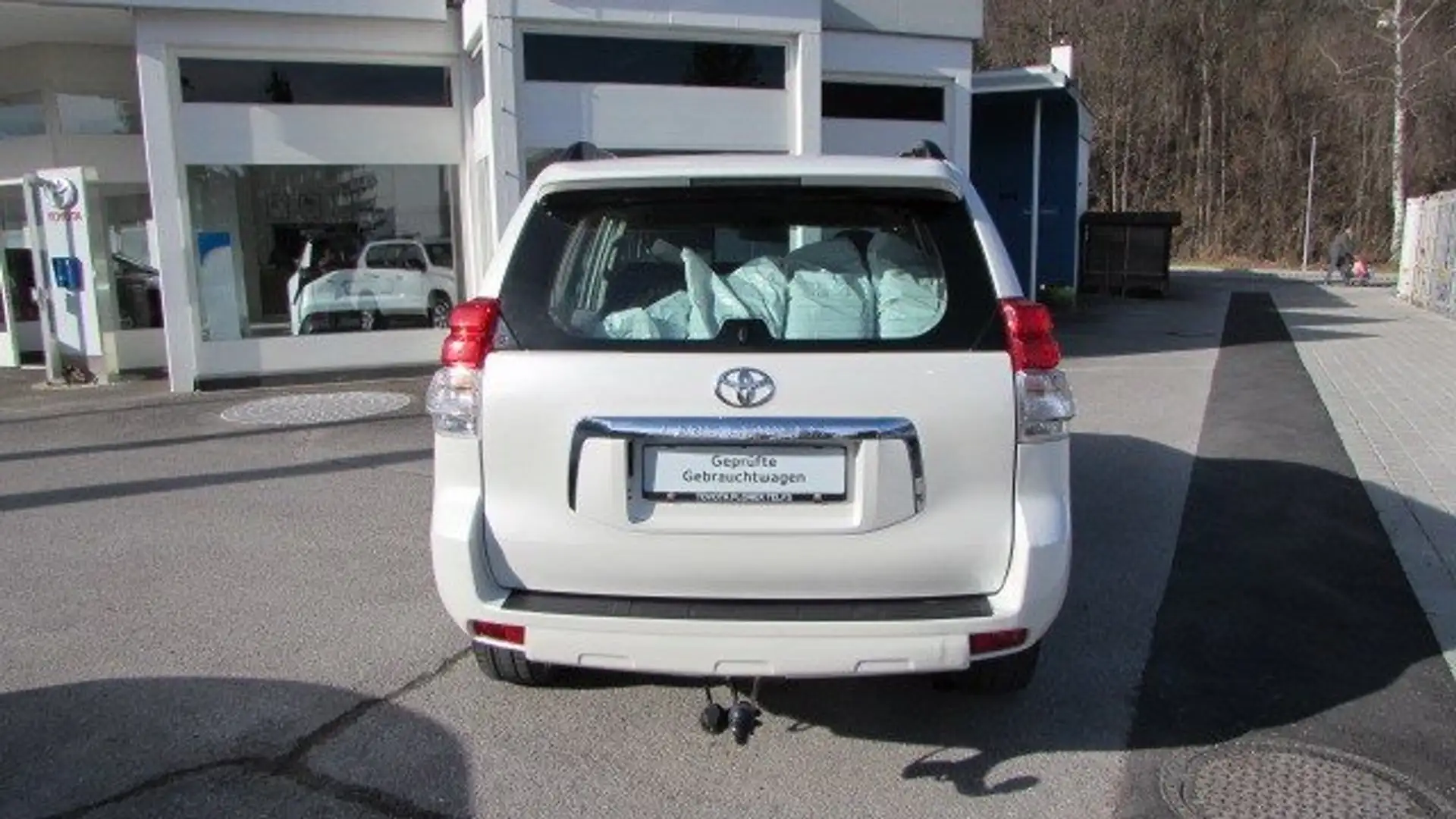 Vehicle image, number 7