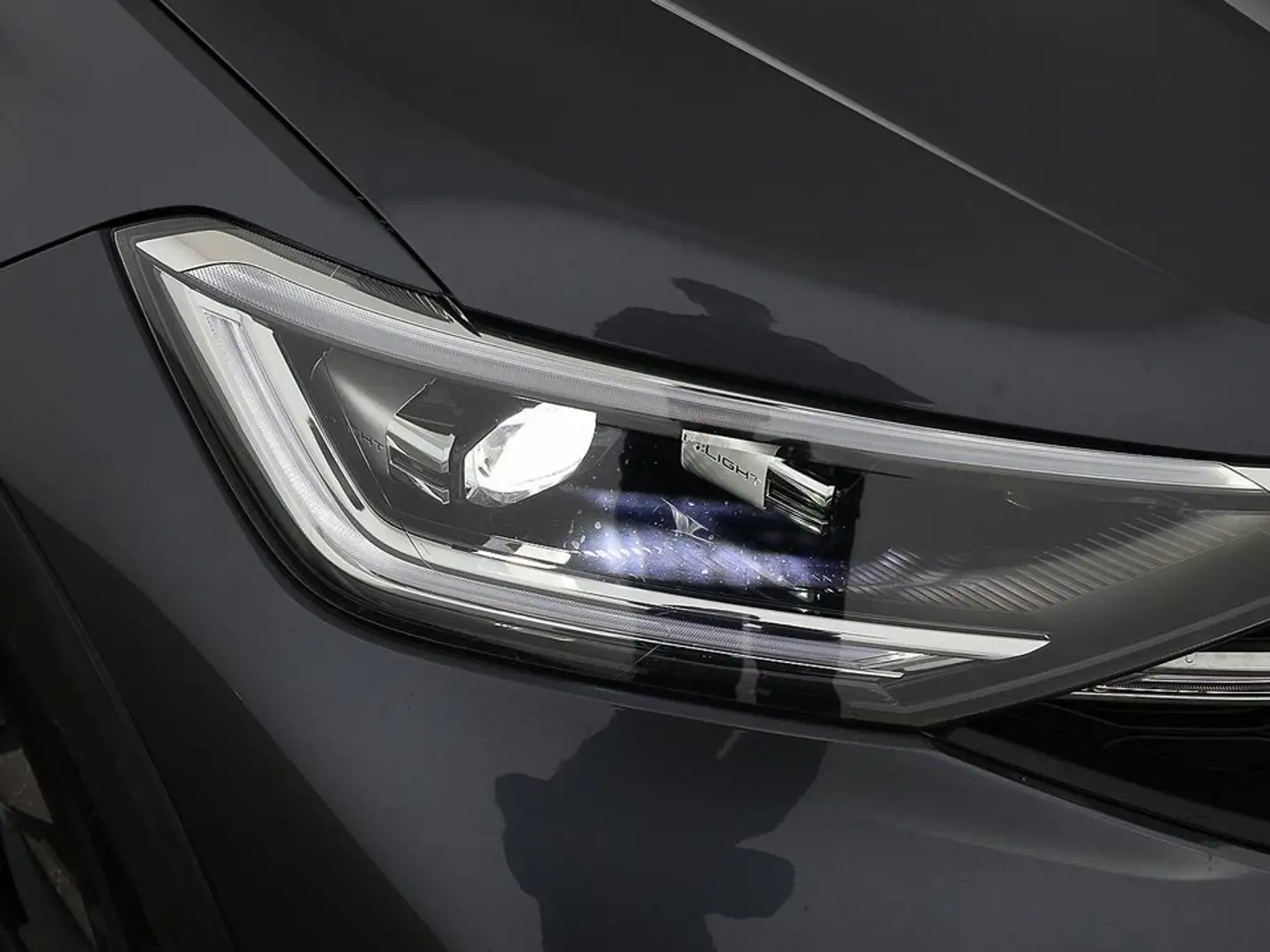 Vehicle image, number 9