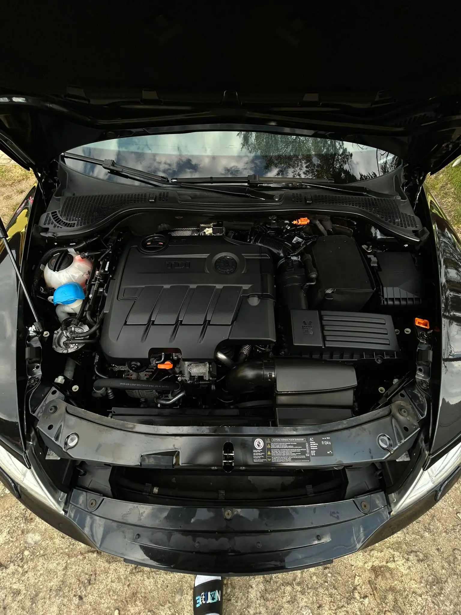 Vehicle image, number 10