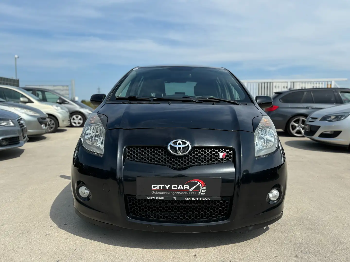 Vehicle image, number 6