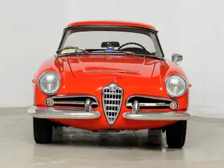 Vehicle image thumbnail, number 2