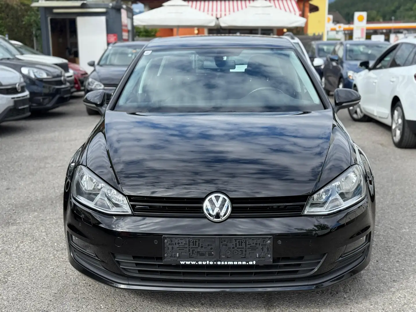 Vehicle image, number 2