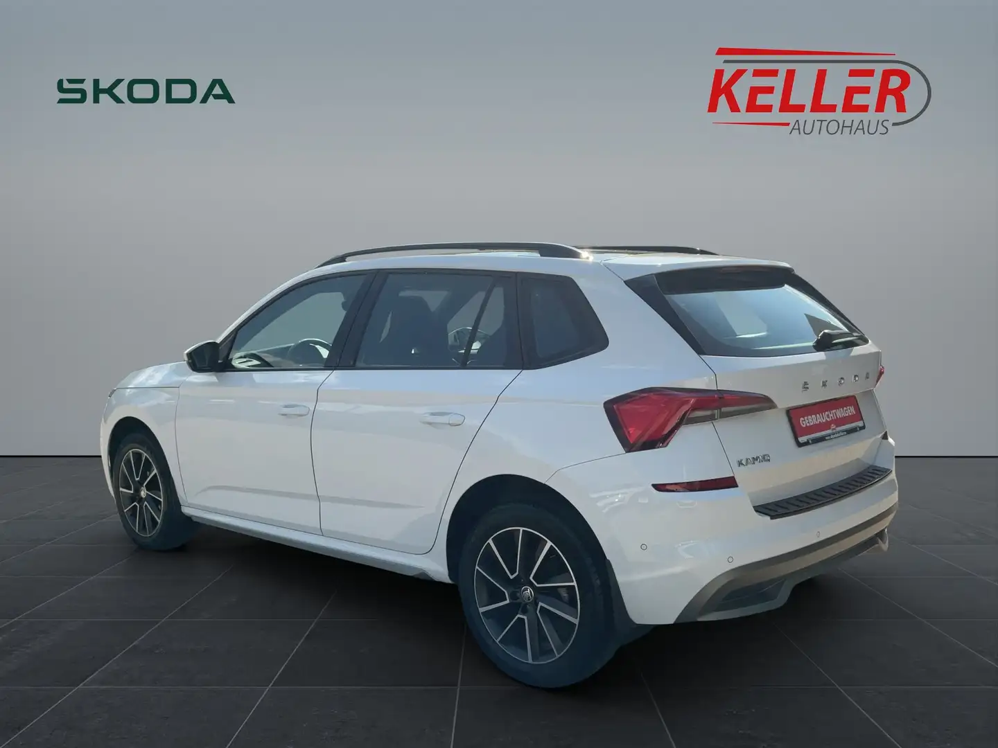 Vehicle image, number 8