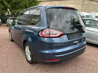 Vehicle image thumbnail, number 6