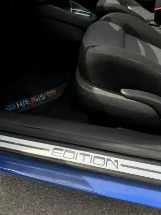 Vehicle image thumbnail, number 16