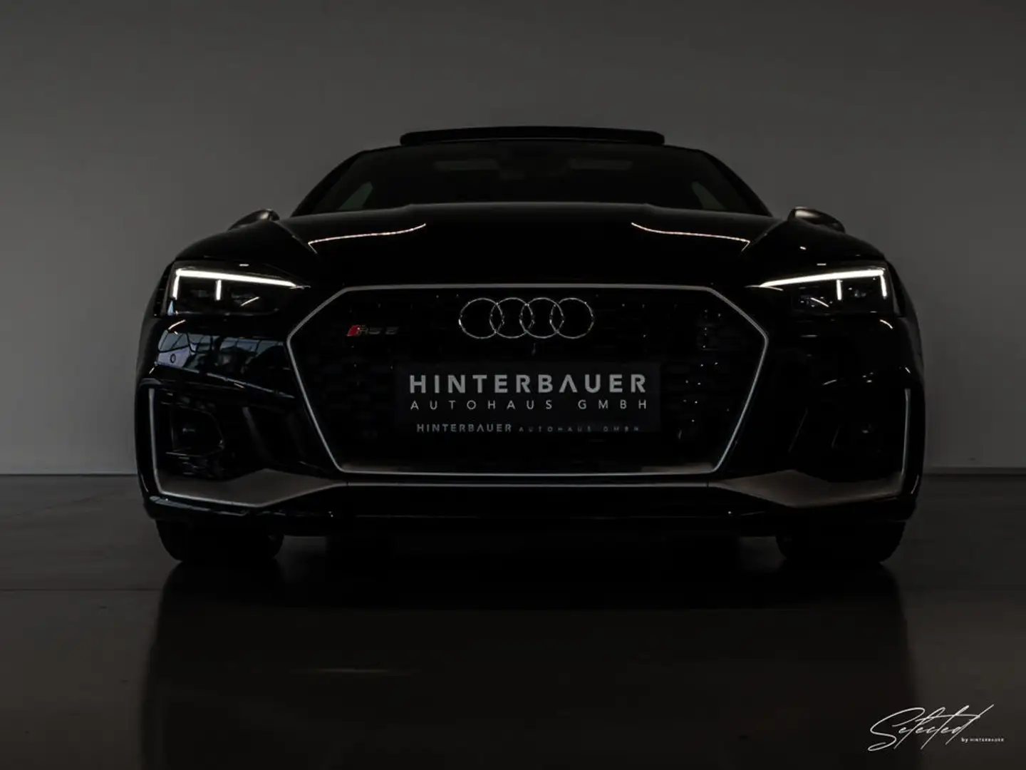 Vehicle image, number 14