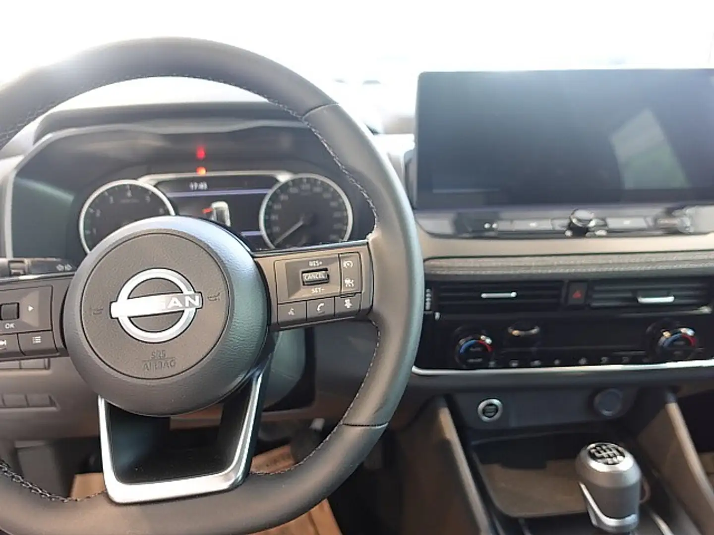 Vehicle image, number 8