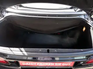 Vehicle image thumbnail, number 6