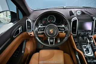 Vehicle image thumbnail, number 10