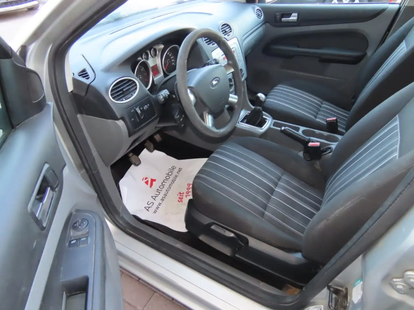 Vehicle image, number 7