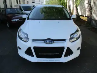 Vehicle image thumbnail, number 4