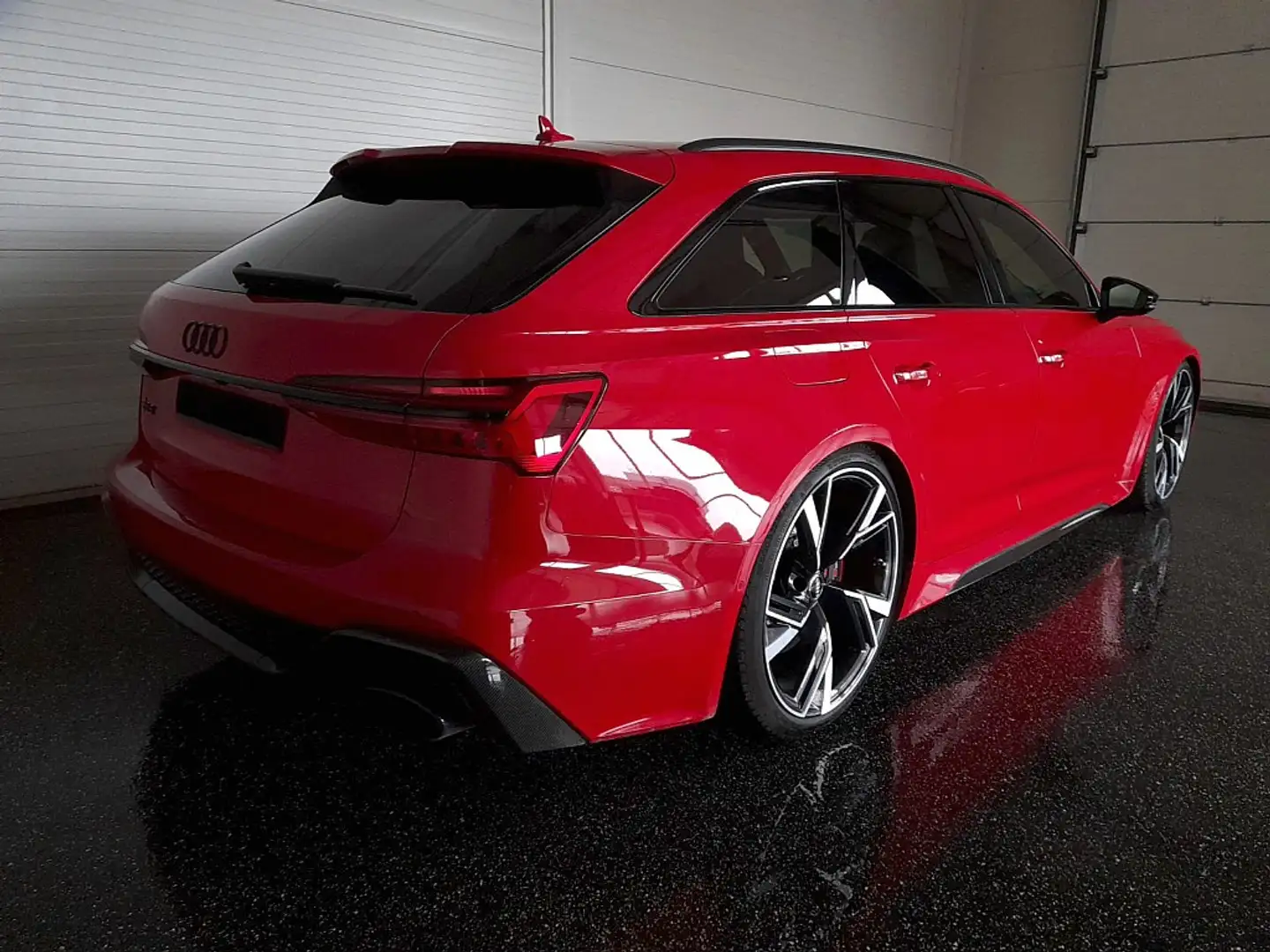 Vehicle image, number 2