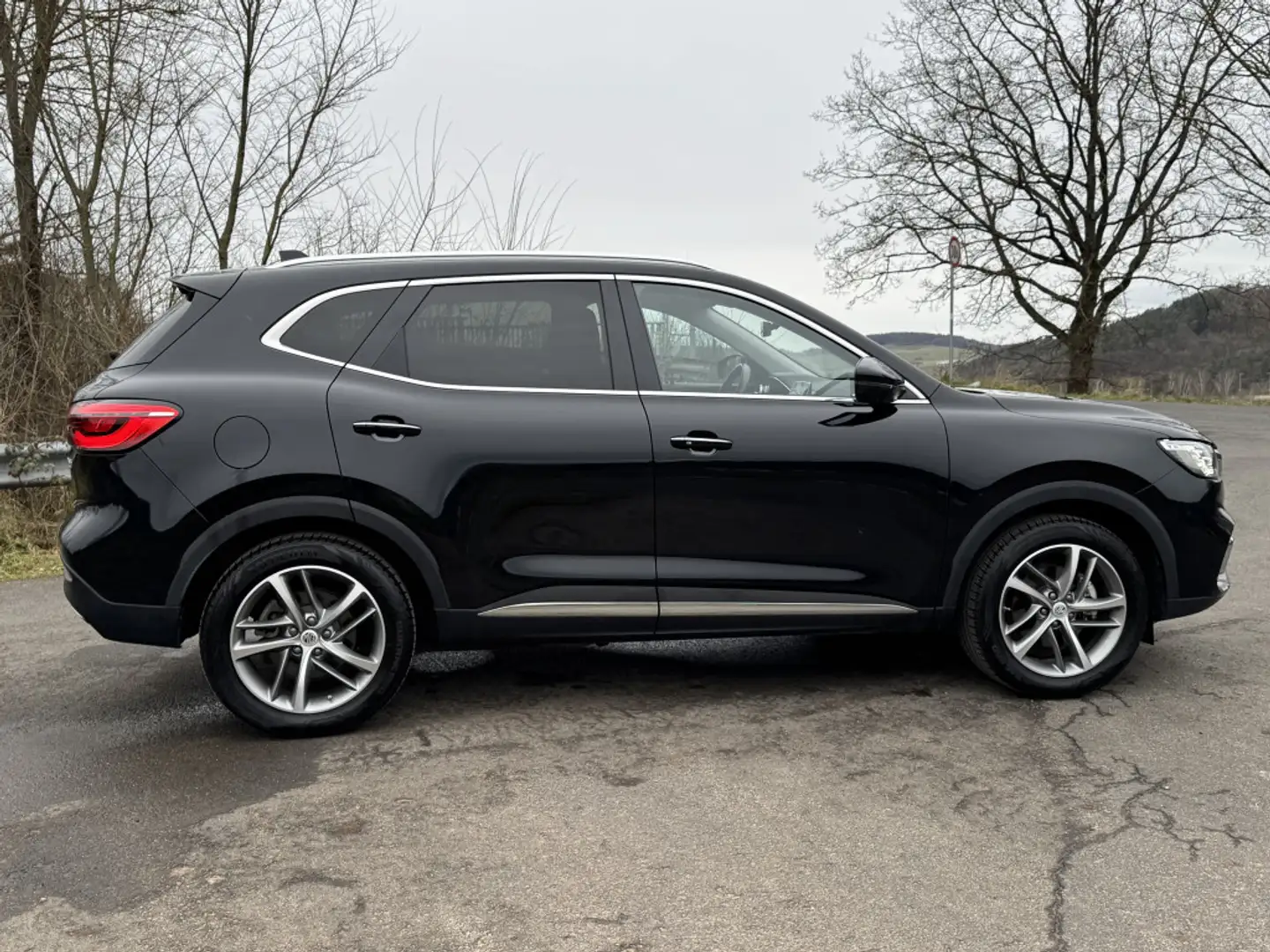 Vehicle image, number 8