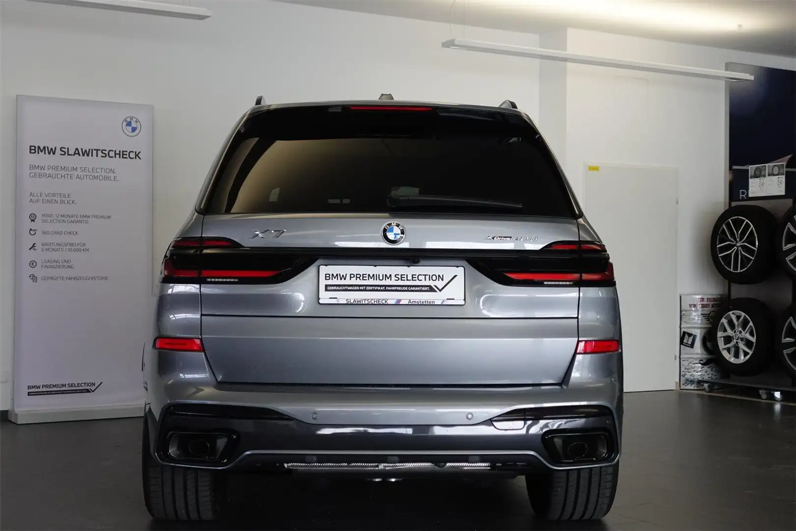 Vehicle image, number 4