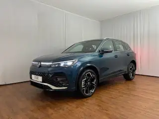 Vehicle image thumbnail, number 4