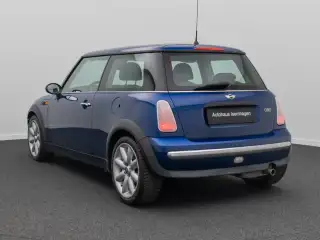 Vehicle image thumbnail, number 9