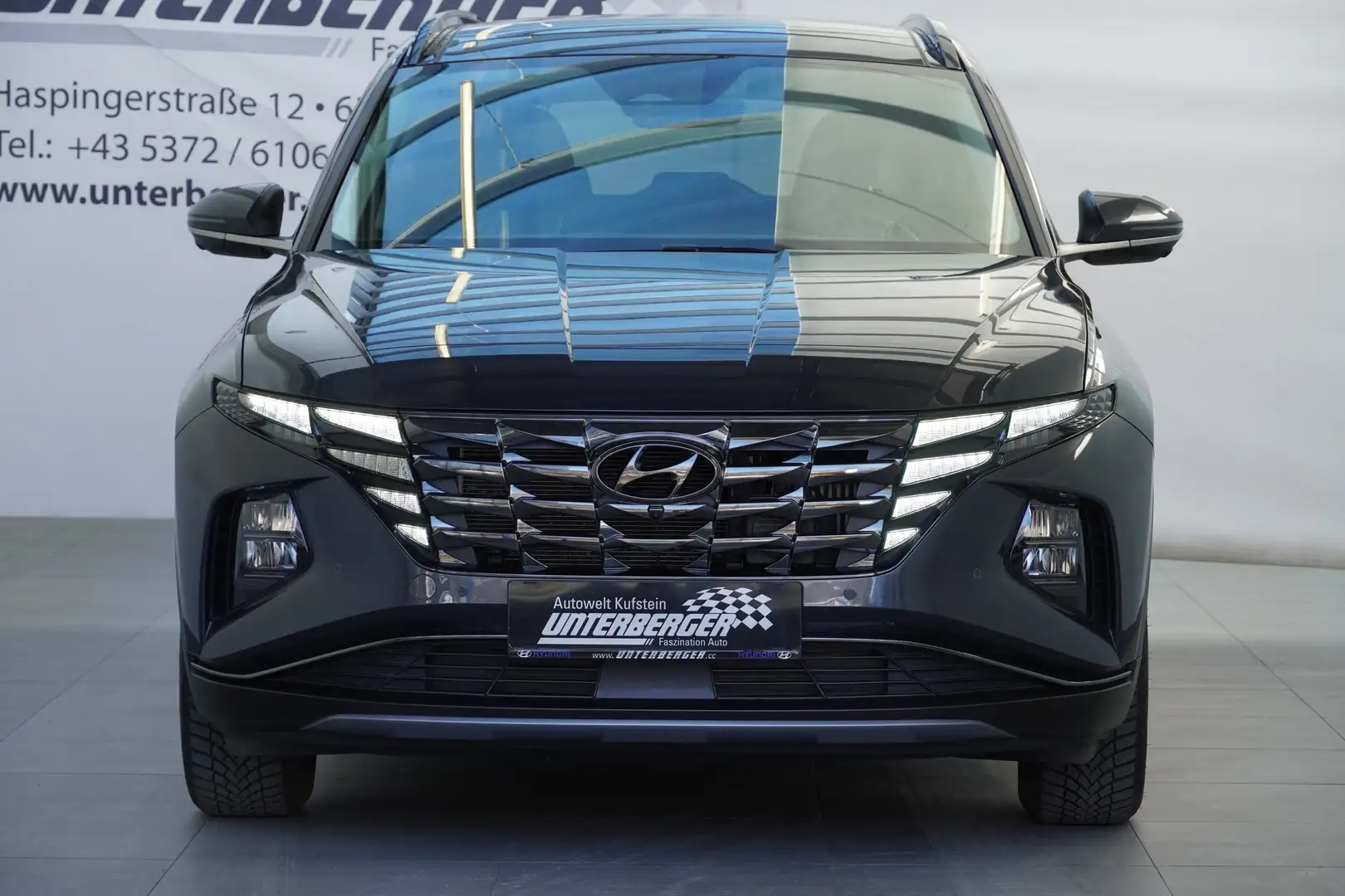 Vehicle image, number 3