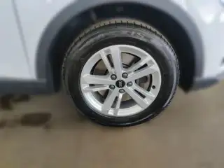 Vehicle image thumbnail, number 8