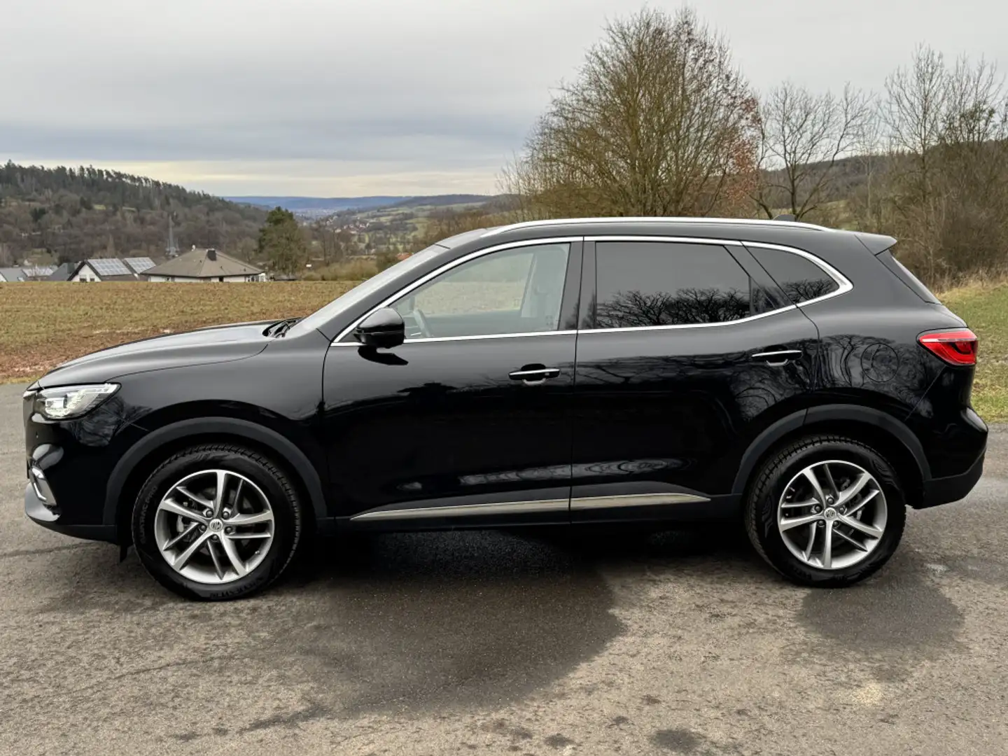 Vehicle image, number 3