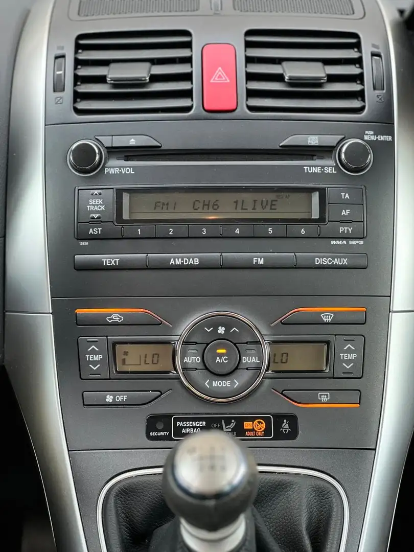 Vehicle image, number 14