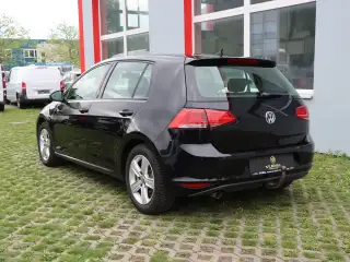 Vehicle image thumbnail, number 7