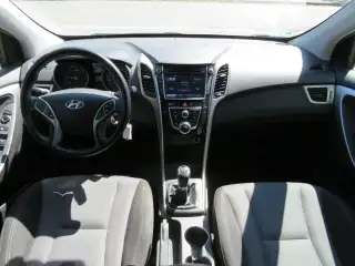 Vehicle image thumbnail, number 16