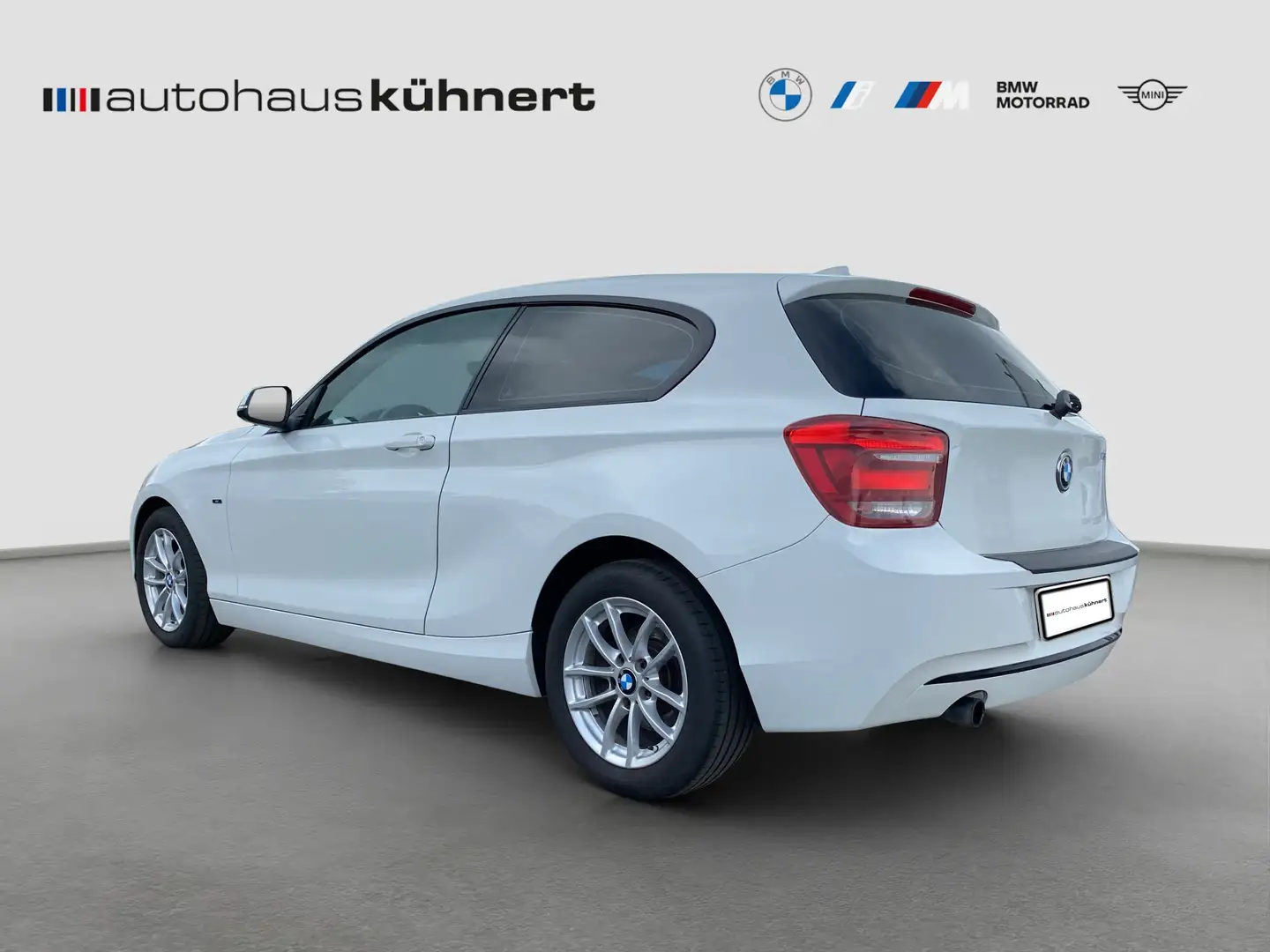 Vehicle image, number 4