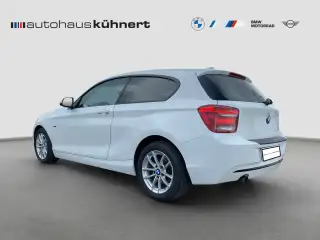 Vehicle image thumbnail, number 4