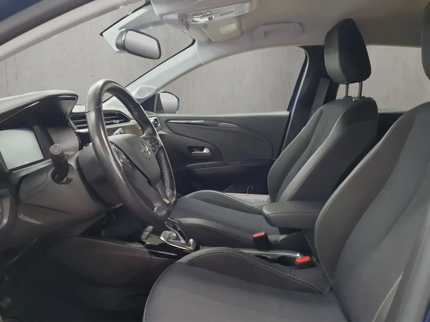 Vehicle image, number 9
