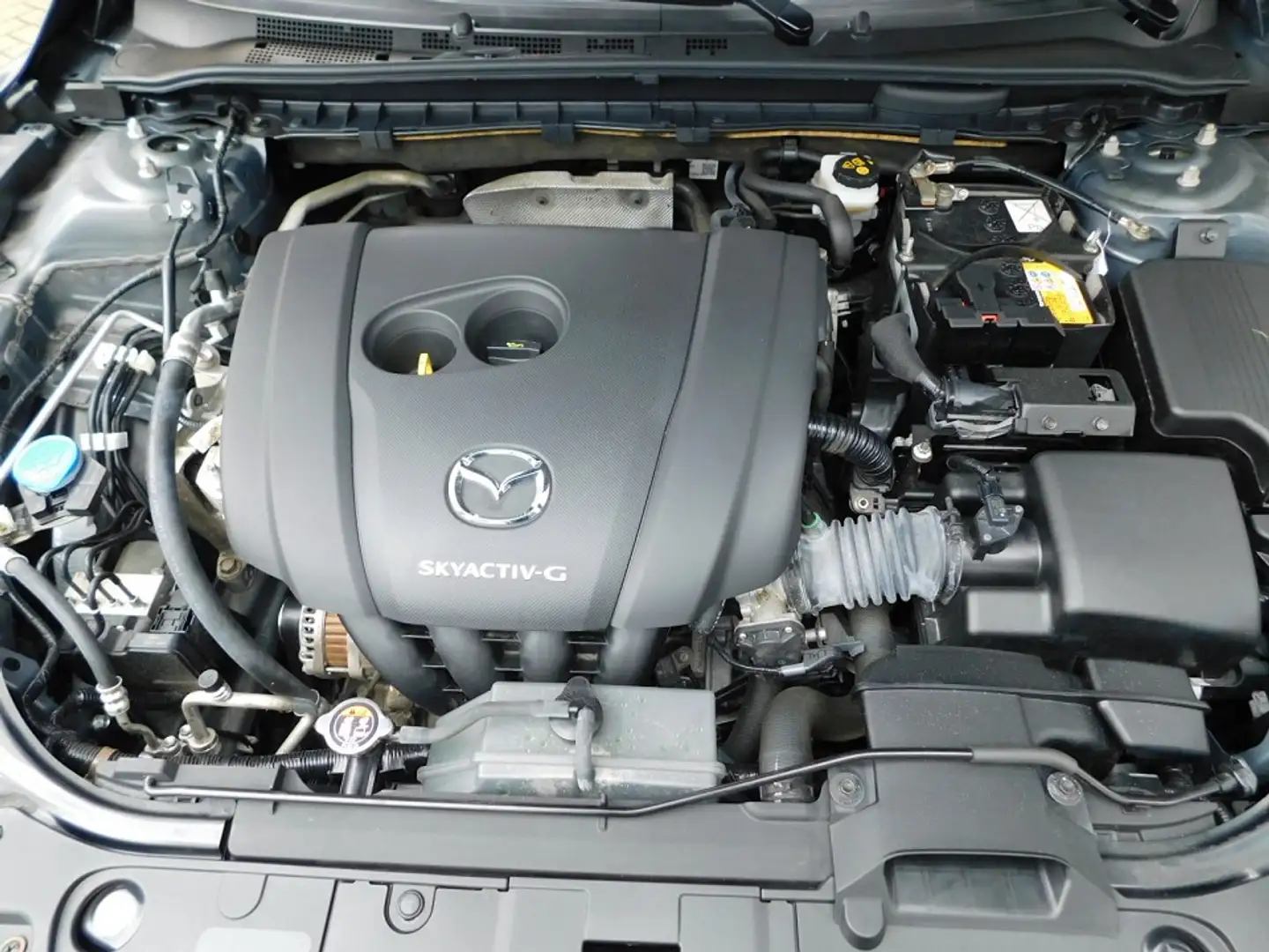 Vehicle image, number 13