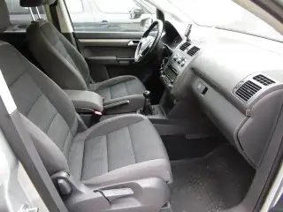 Vehicle image thumbnail, number 7