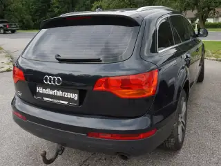 Vehicle image thumbnail, number 6