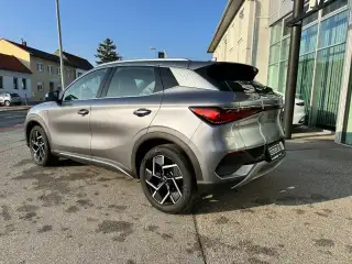 Vehicle image thumbnail, number 4