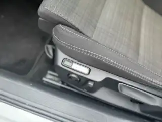 Vehicle image thumbnail, number 10