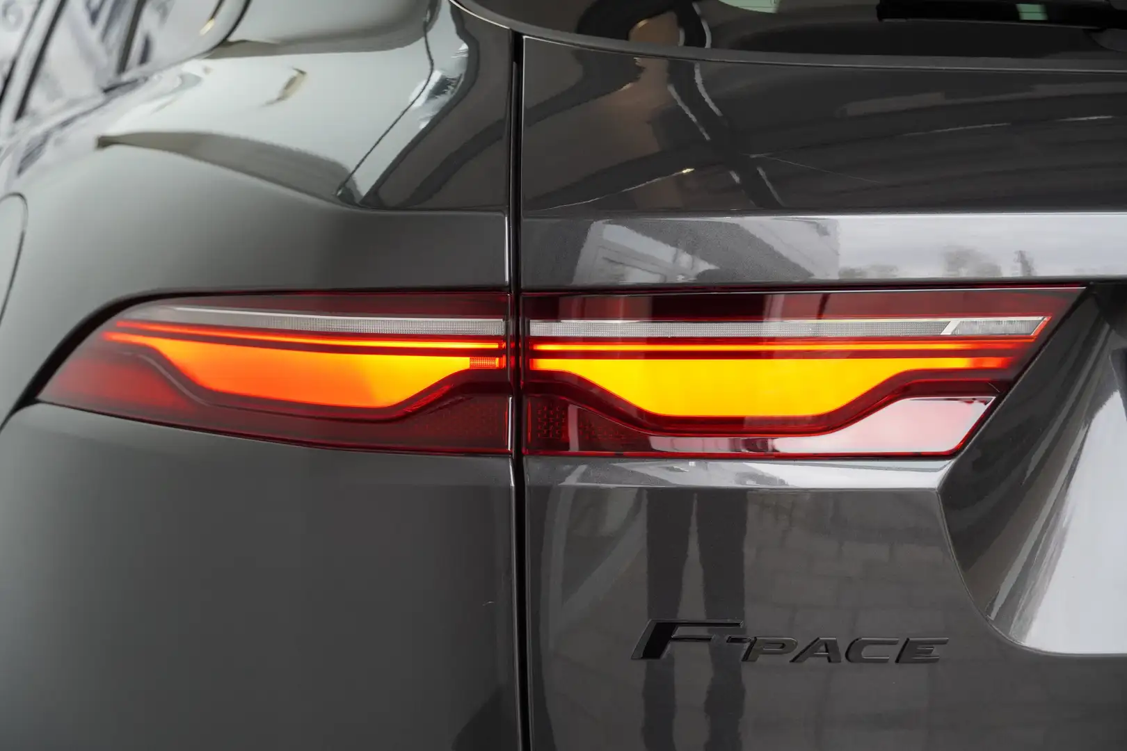 Vehicle image, number 12