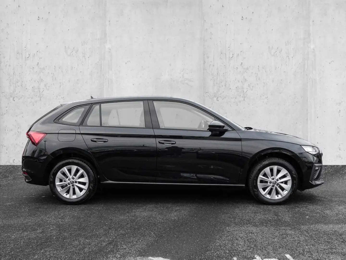 Vehicle image, number 5