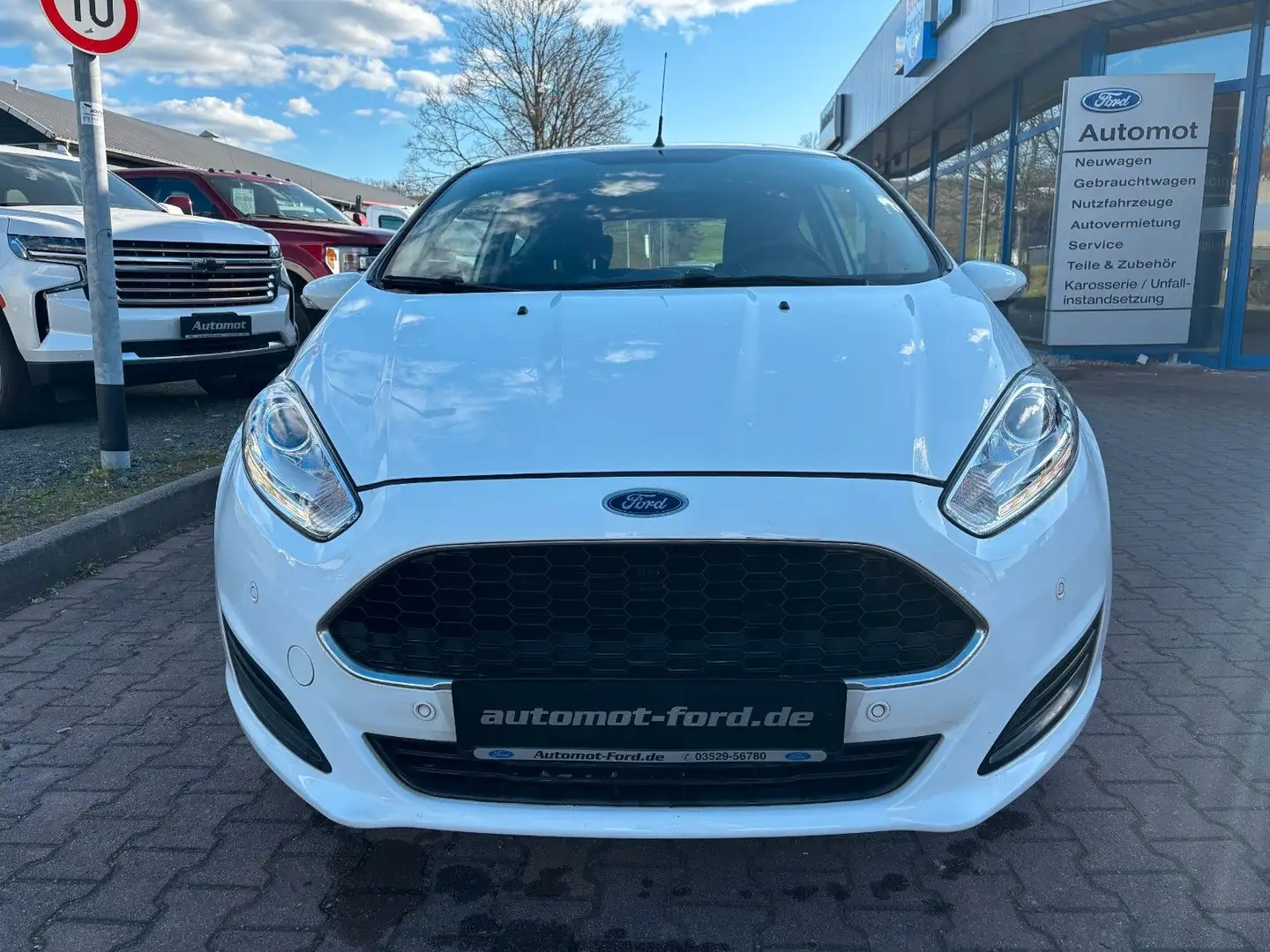 Vehicle image, number 2