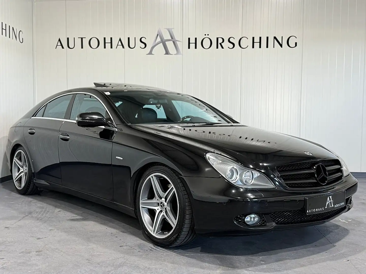 Vehicle image, number 1