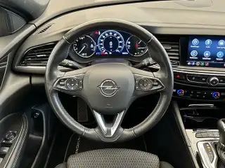 Vehicle image thumbnail, number 8
