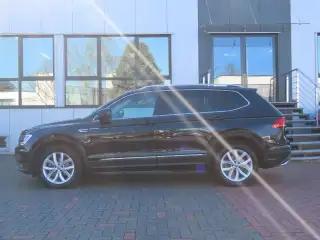 Vehicle image thumbnail, number 7