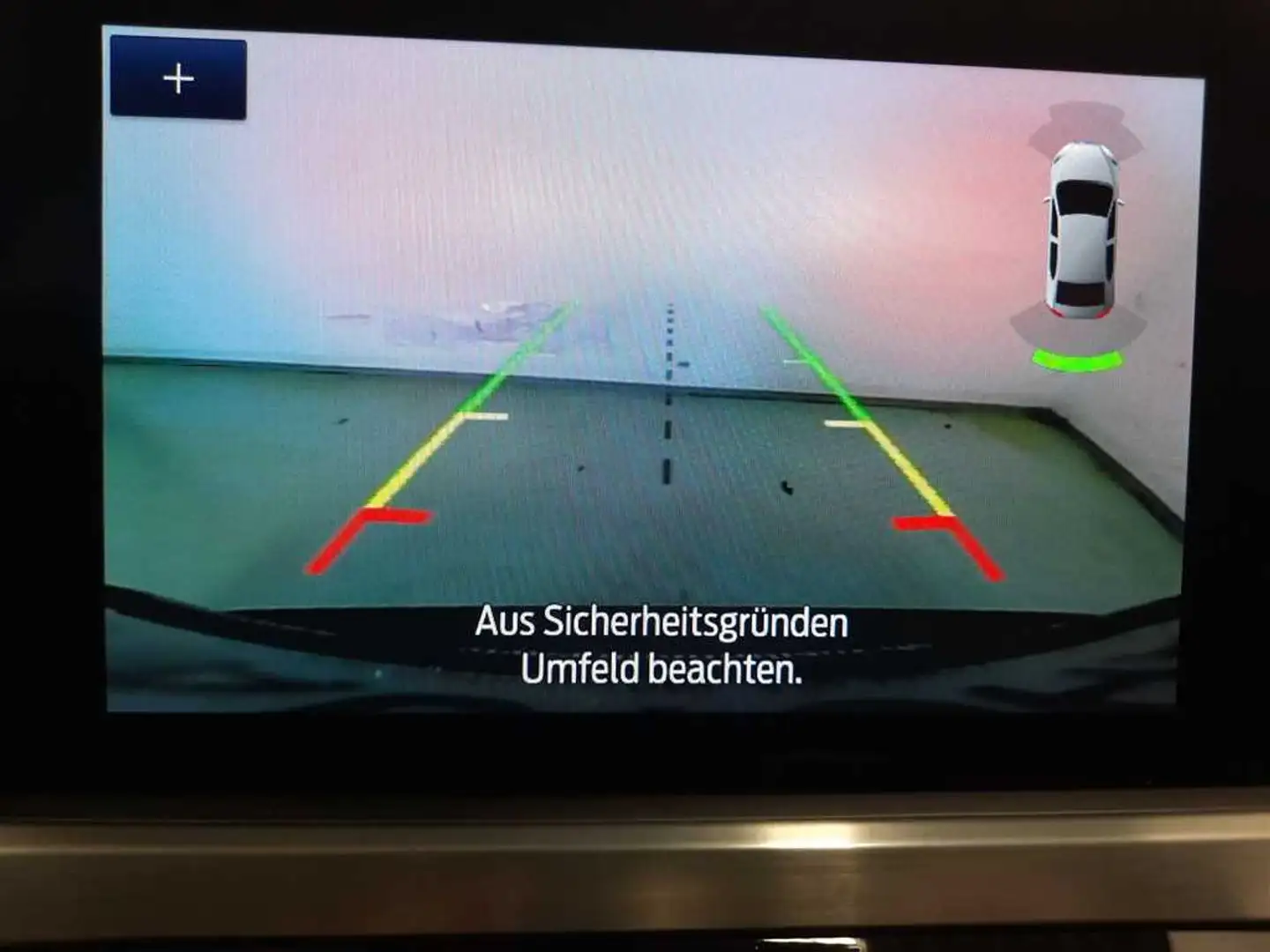 Vehicle image, number 12