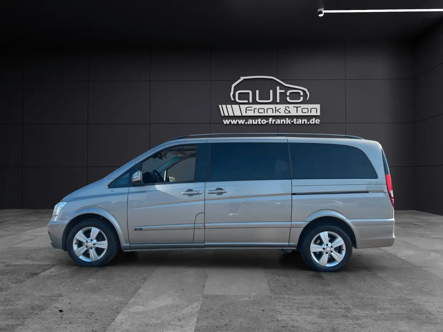 Vehicle image, number 3