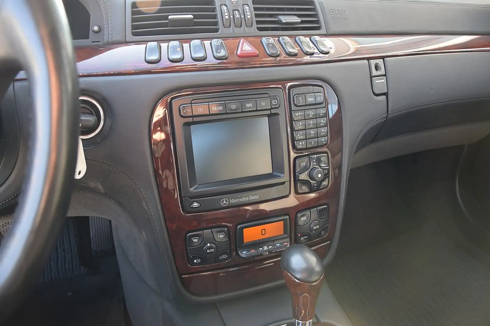 Vehicle image, number 5