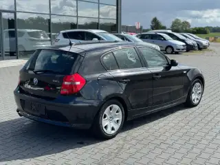 Vehicle image thumbnail, number 4