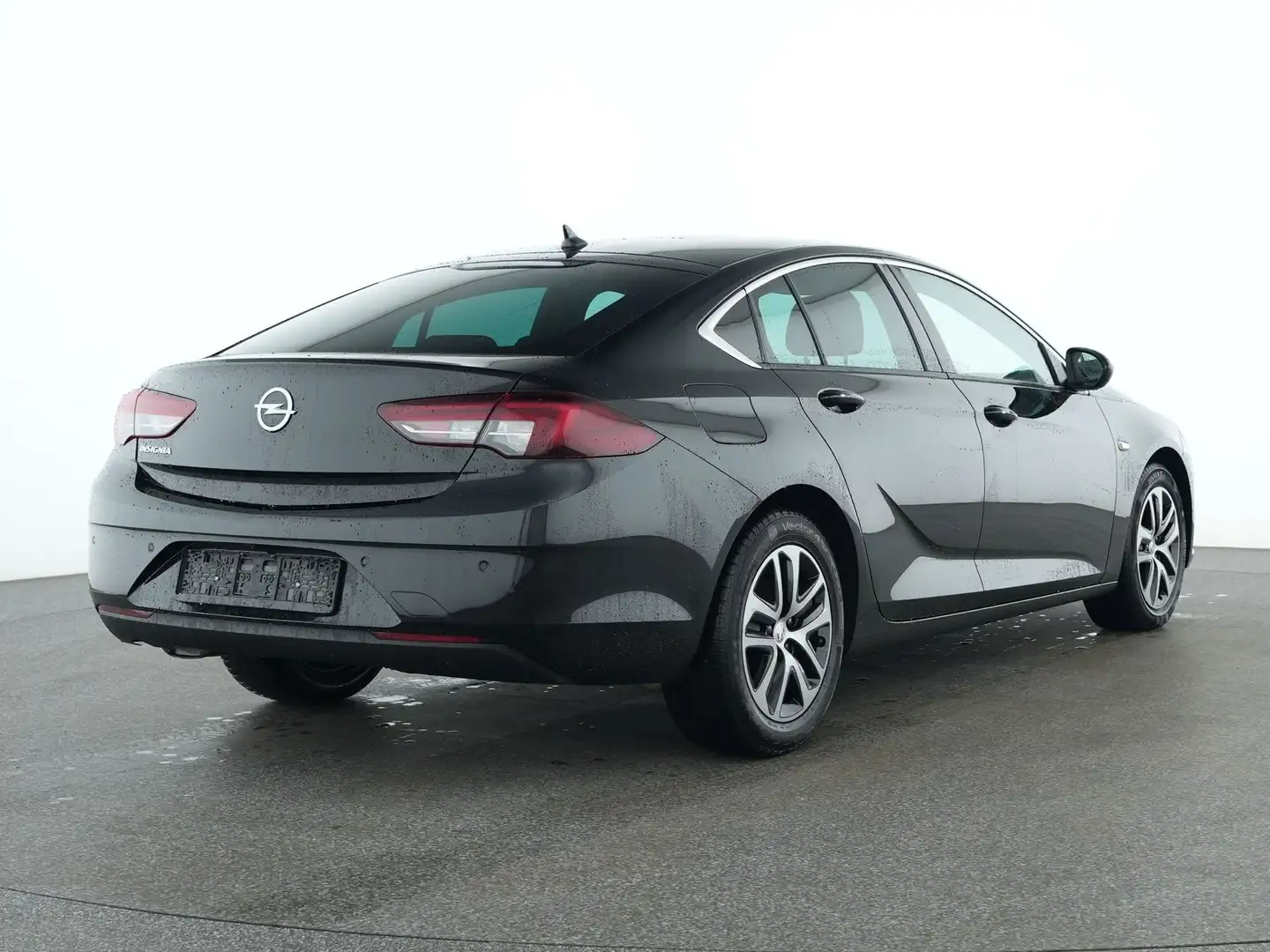 Vehicle image, number 5